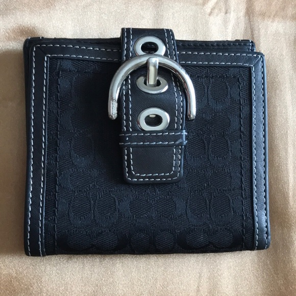 Vintage Coach Wallet - Picture 1 of 8